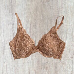 Victoria’s Secret Very Sexy Lace Underwire Bra 38D Nude Beige Lingerie